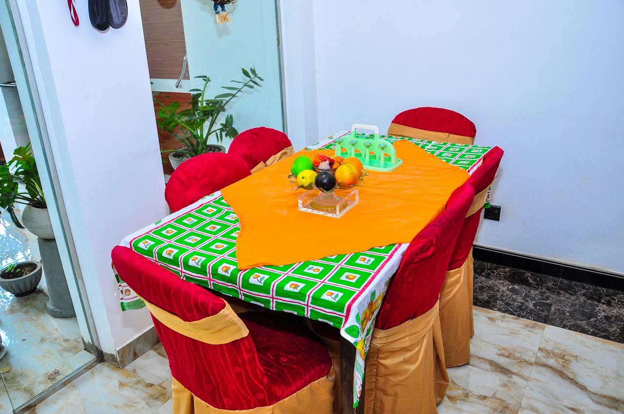 Rock Cascade Tourist Home & Cookery School Полоннарува Экстерьер фото